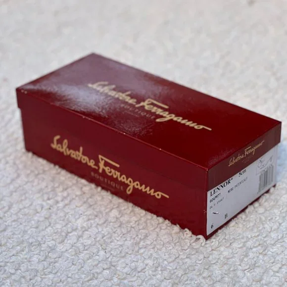 Salvatore Ferragamo LENNOR Gold Patent Calf Leather Block Heels 5cm – Size 6B - Picture 3 of 5